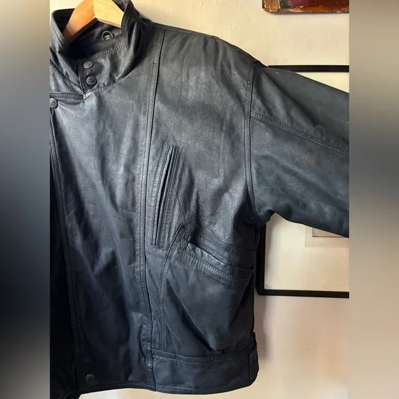 Black Leather Vintage Men's Moto Zip Jacket - Picture 8 of 15